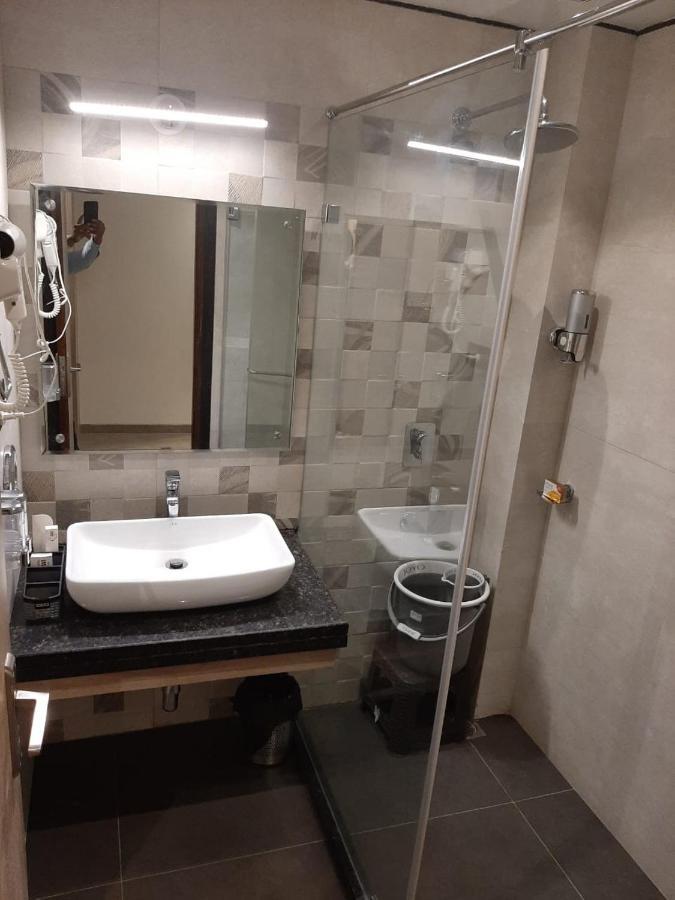Park Avenue And Resorts Sikar ภายนอก รูปภาพ